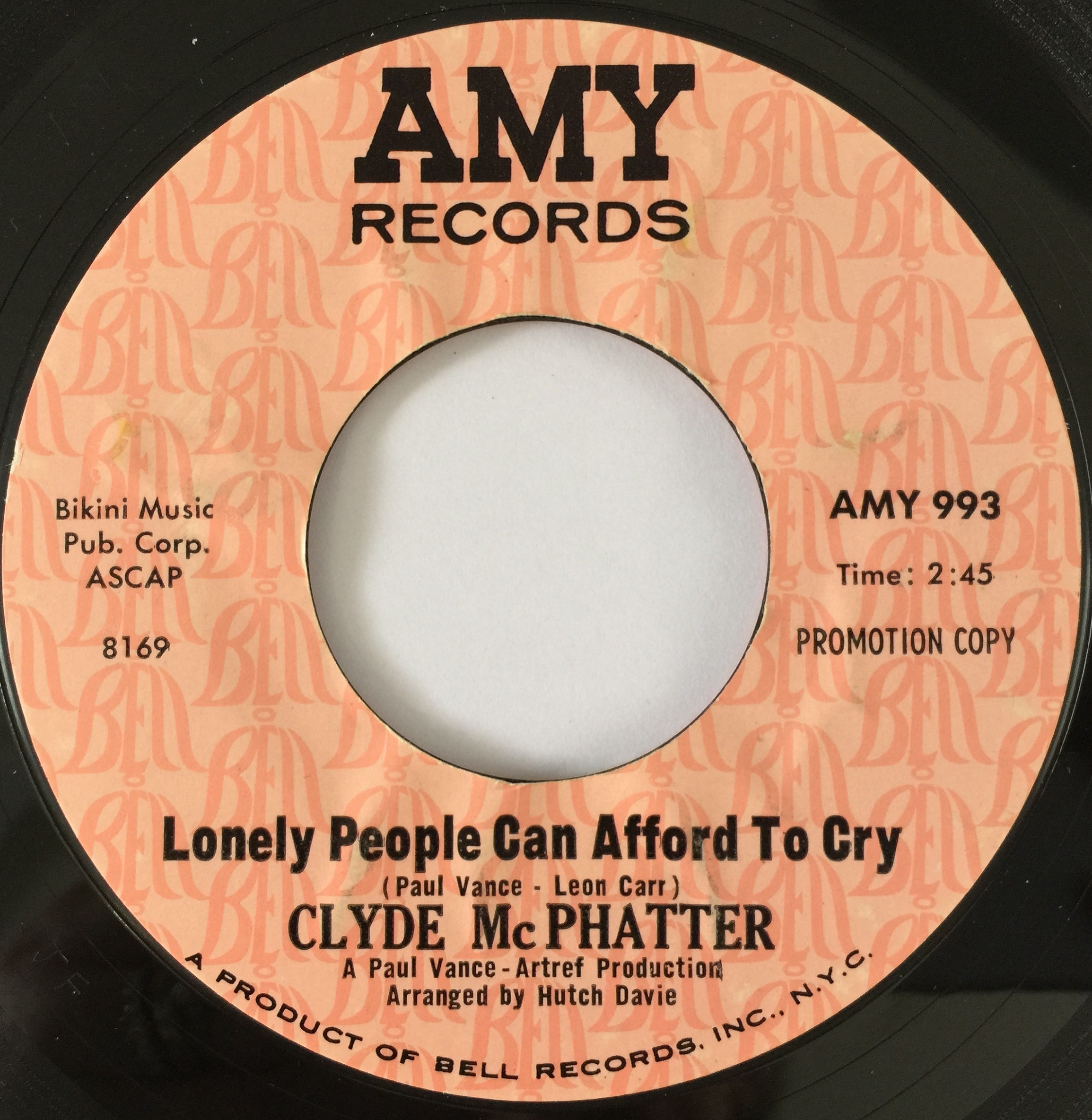 Lot 39 - CLYDE MCPHATTER - LONELY PEOPLE CAN AFFORD TO