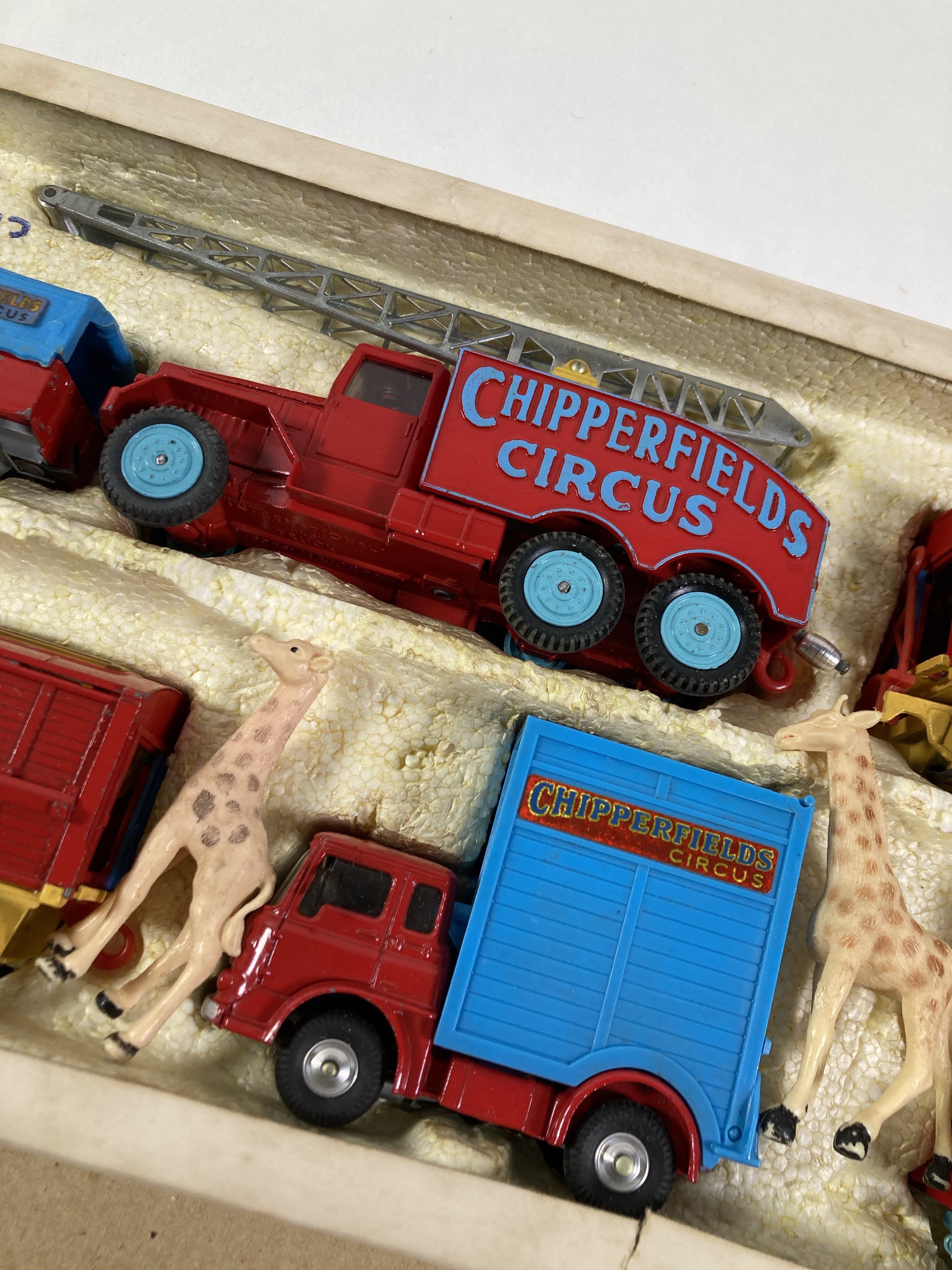 Chipperfields Circus Models Lot 242 - CORGI CHIPPERFIELD CIRCUS.