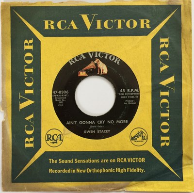 Lot 211 - GWEN STACEY - AIN'T GONNA CRY NO MORE / GIVE THANKS TO A FRIEND 7" (RCA VICTOR - 47-8306)