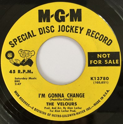 Lot 239 - THE VELOURS - I'M GONNA CHANGE 7" (PROMO - MGM K13780)