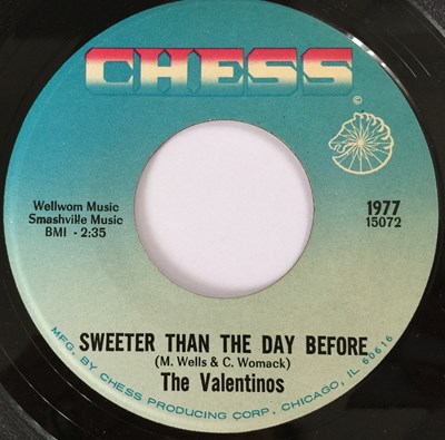 Lot 245 - THE VALENTINOS - SWEETER THAN THE DAY BEFORE 7" (CHESS 1977)