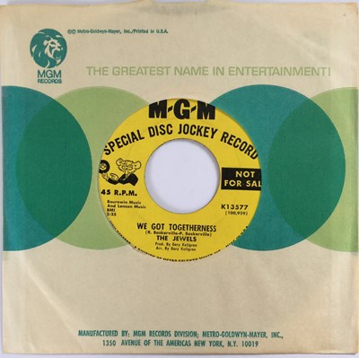 Lot 255 - THE JEWELS - WE GOT TOGETHERNESS 7" (PROMO - MGM K13577)