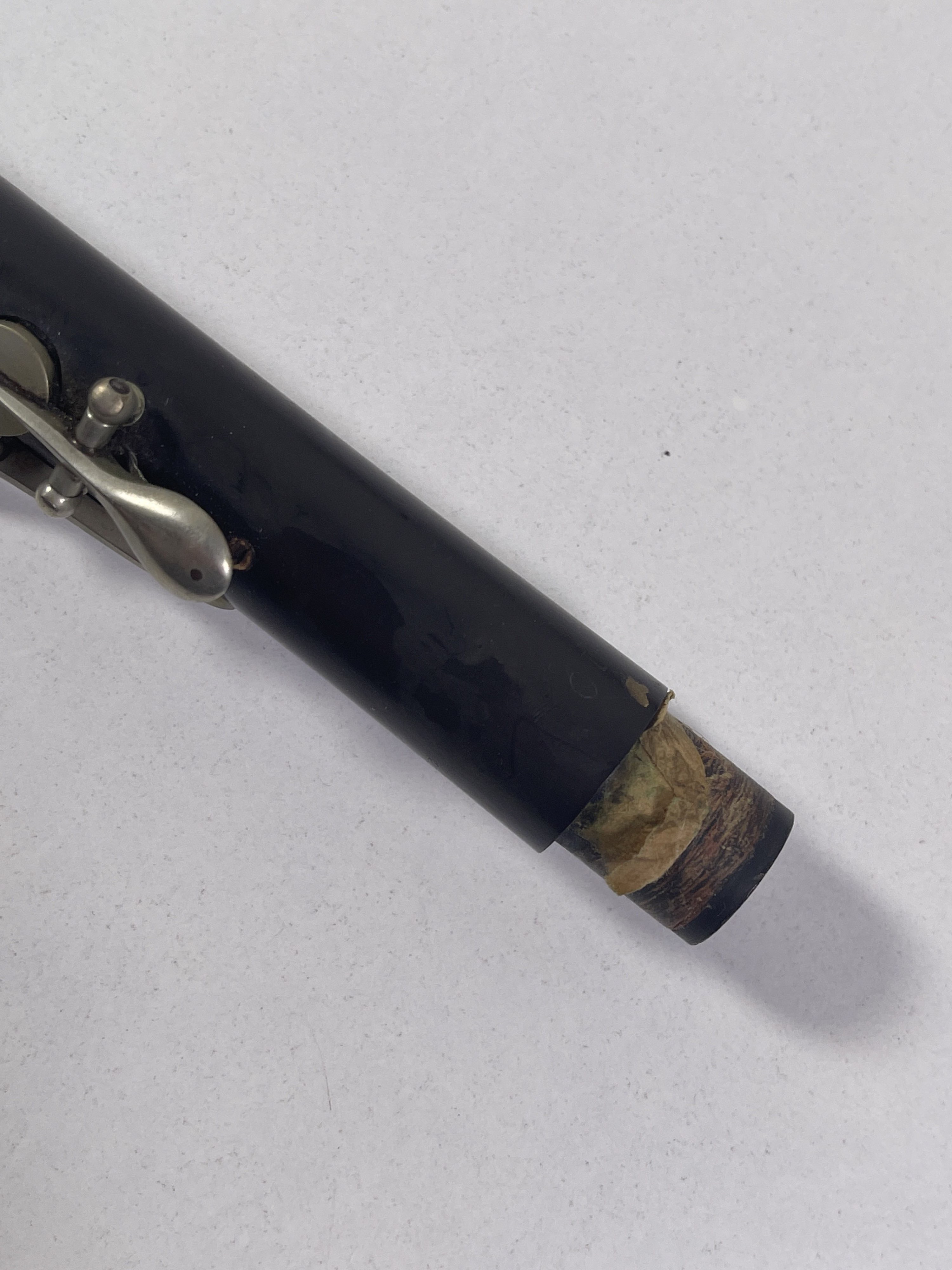 Lot 49 - RUDALL ROSE CARTER & CO ANTIQUE FLUTE IN CASE.