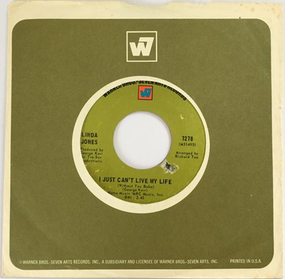 Lot 260 - LINDA JONES - I JUST CAN'T LIVE MY LIFE 7" (WARNER BROS. - SEVEN ARTS RECORDS 7278)