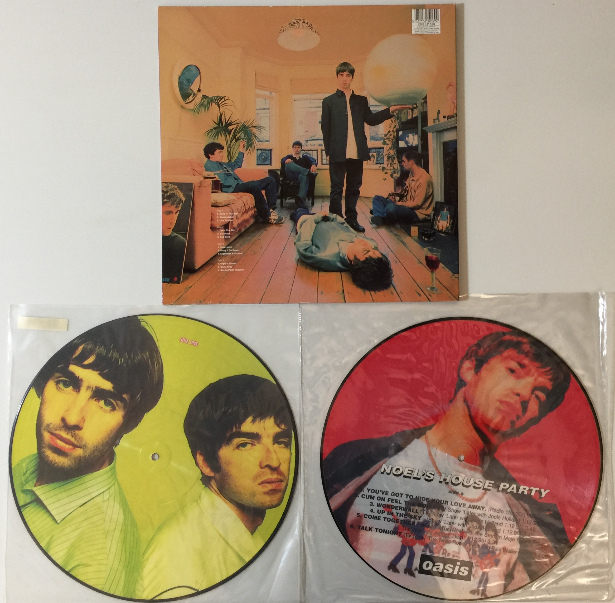 Lot 207 - Oasis - Definitely Maybe LP (Original UK