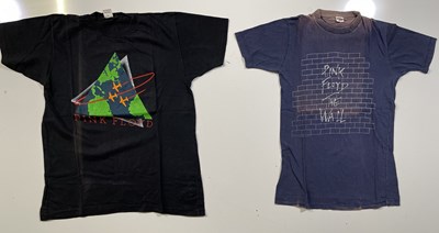 Lot 384 - 80S PINK FLOYD ORIGINAL TOUR T-SHIRTS.