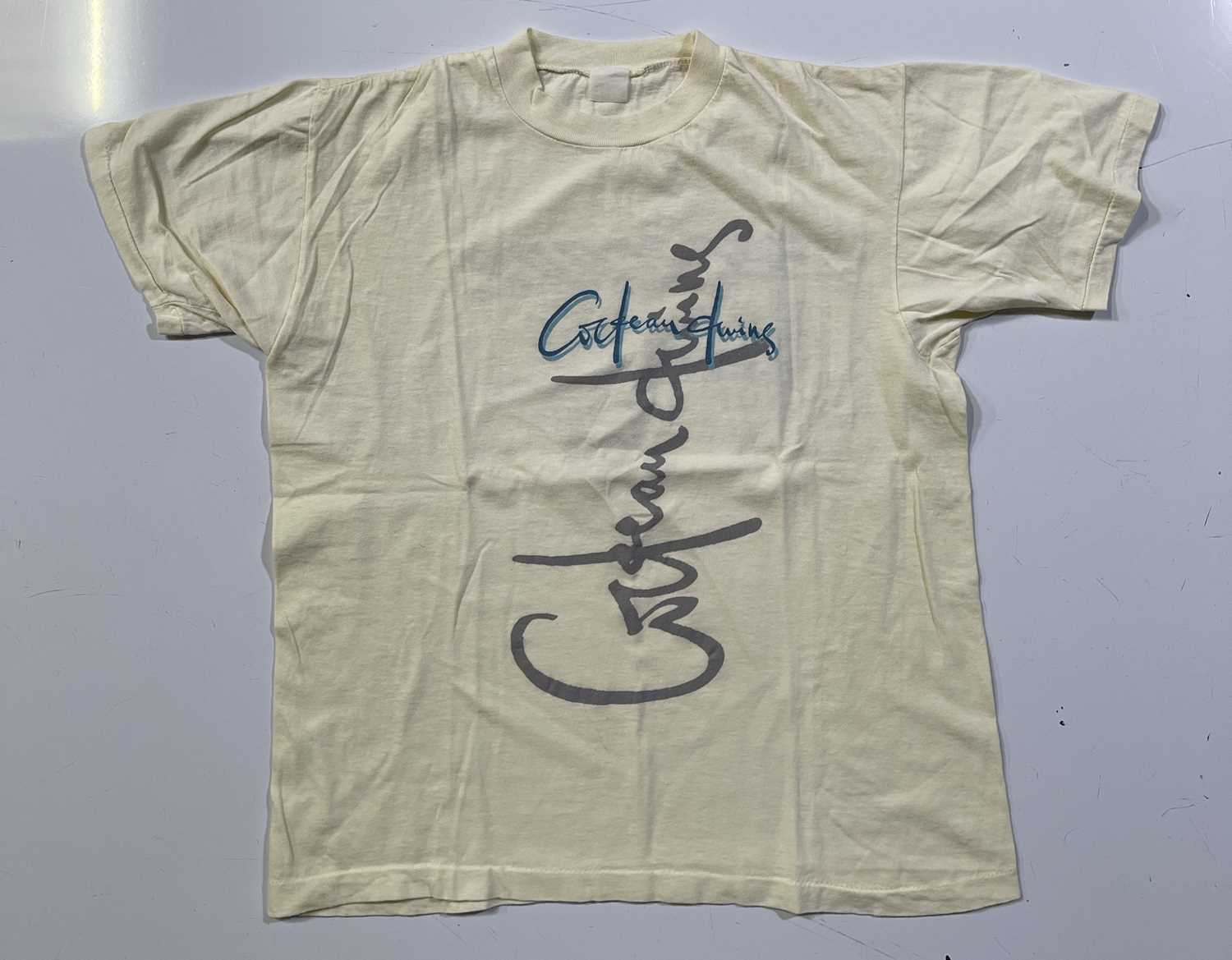 Lot 386 1986 COCTEAU TWINS ORGINAL TOUR TSHIRT.