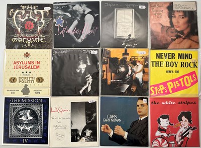 Lot 676 - WAVE / PUNK / ALT - 7" COLLECTION