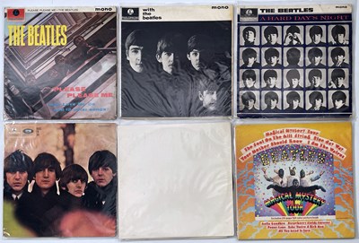 Lot 752 - THE BEATLES - LP PACK