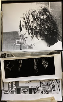 Lot 343 - PUNK AND NEW WAVE PHOTO ARCHIVE - FASHION / ART PHOTOS