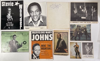 Lot 274 - SOUL / 1960S STARS - AUTOGRAPH COLLECTION.