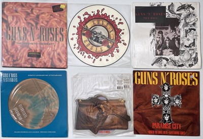 Lot 817 - GUNS N ROSES - LP / 12" PACK