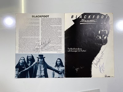 Lot 97 - ROCK / METAL / HARD ROCK - SIGNED CONCERT PROGRAMMES INC ALICE COOPER.