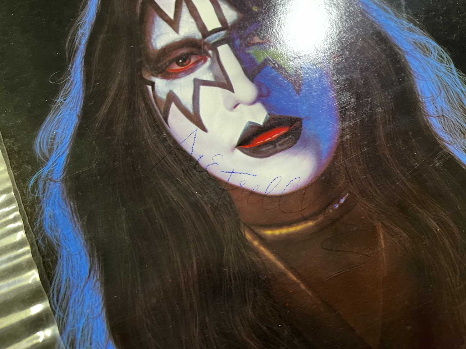 Lot 446 KISS SIGNED LPS.