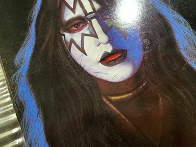 Lot 446 - KISS - SIGNED LPS.