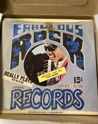 Lot 26 - FABULOUS ROCK RECORDS DISPLAY BOXES WITH FLEXIS