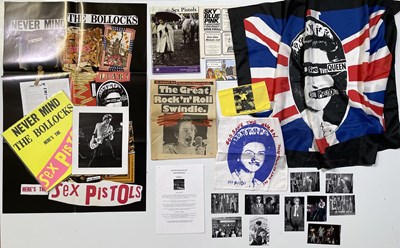 Lot 535 - SEX PISTOLS - CUTTINGS/VINYL/MEMORABILIA PACK.