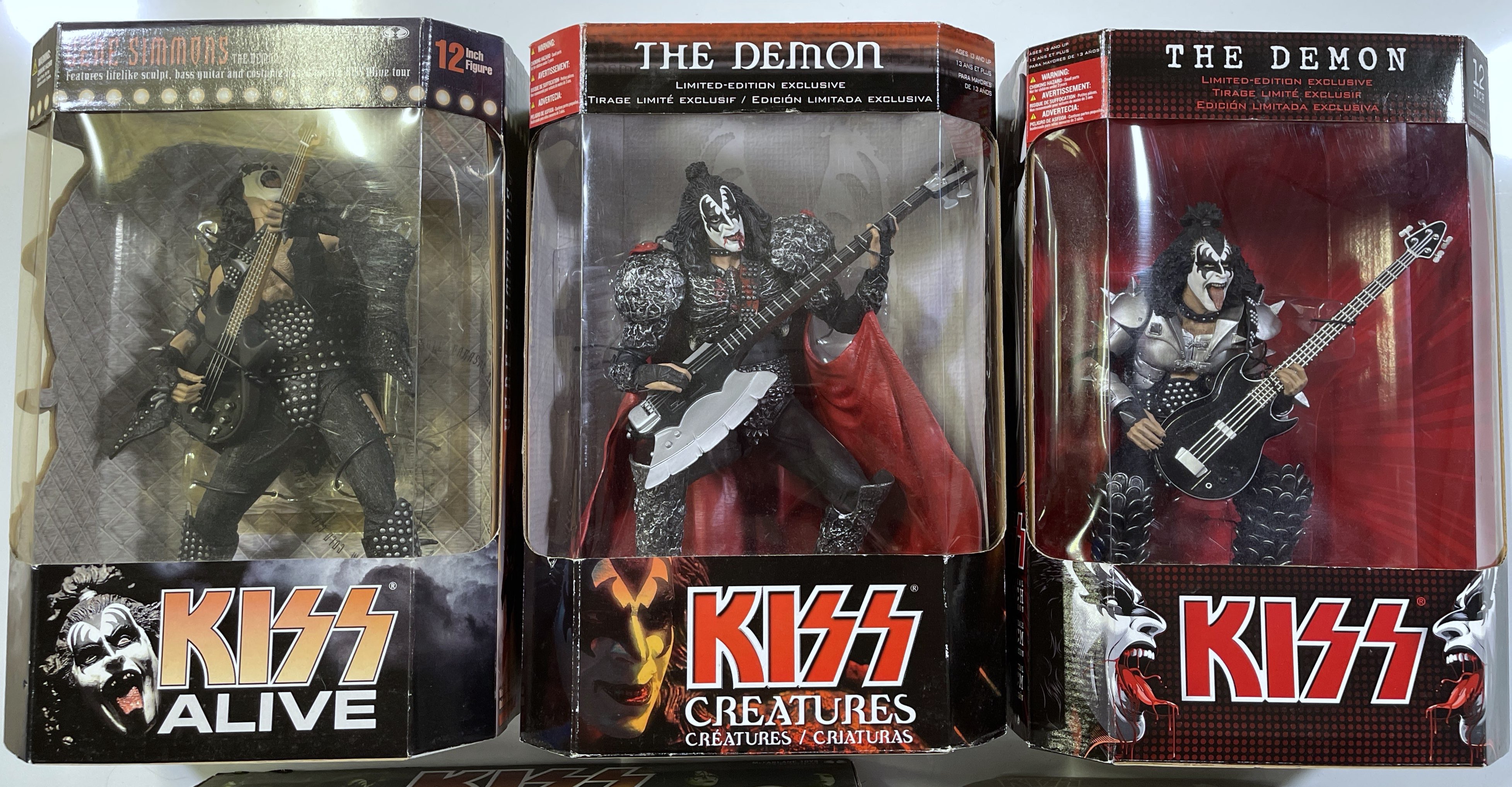 Lot 461 KISS COLLECTABLES./ FIGURINES.