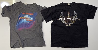 Lot 467 - KISS MEMORABILIA - SOLO MEMBERS T-SHIRTS/CLOTHING.