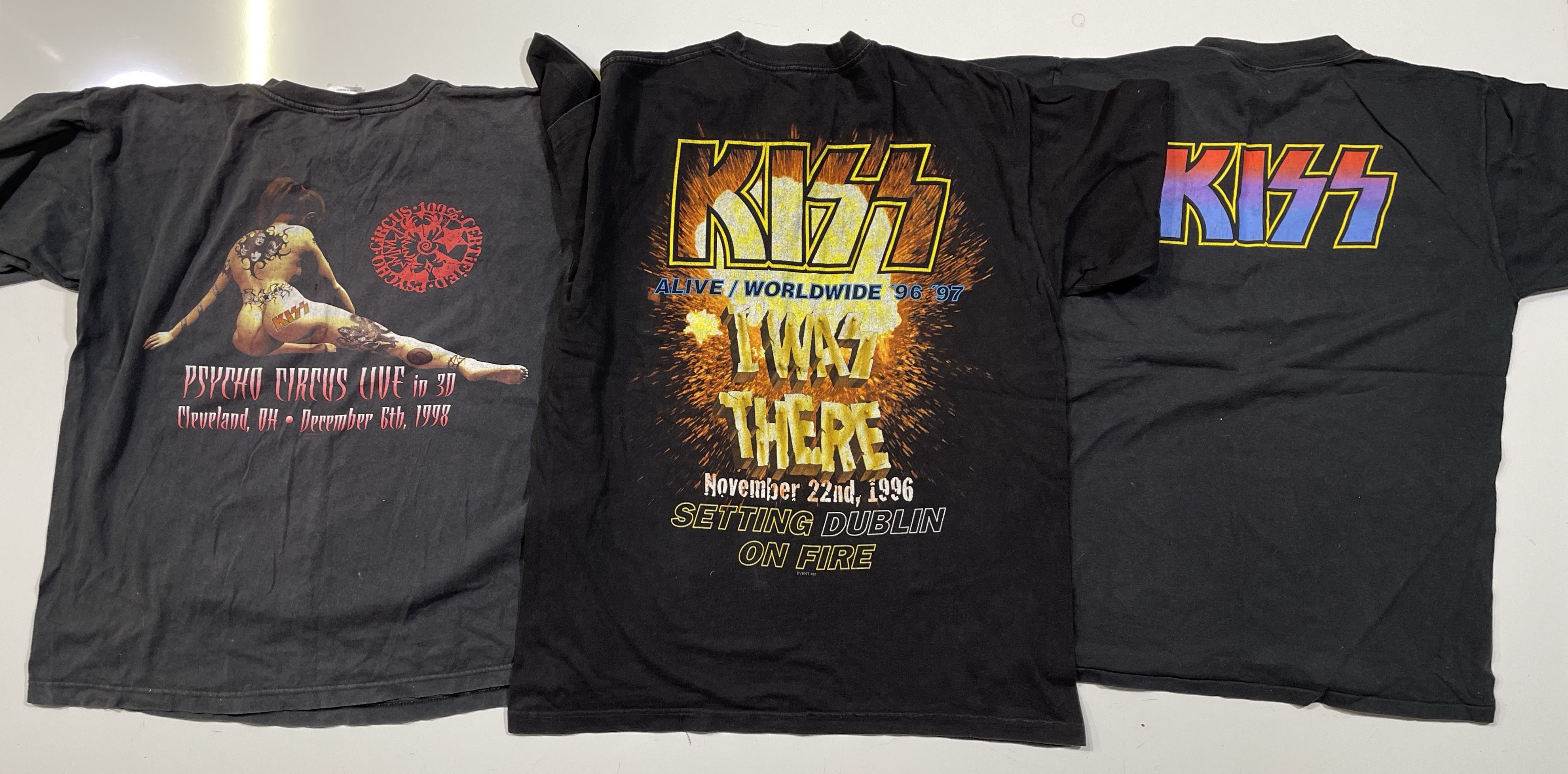 Lot 468 - KISS - C 1990S CLOTHING.