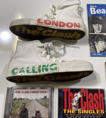 Lot 72 - ASSORTED MEMORABILIA - THE CLASH - A PAIR OF CONVERSE ALLSTARS SHOES/ BEATLES MEMORABILIA INC BROOCH.