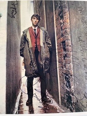 Lot 301 - THE WHO - QUADROPHENIA LP SIGNED BY ROGER DALTREY AND CAST.