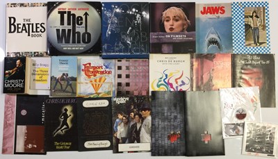 Lot 51 - ASSORTED MUSIC COLLECTABLES INC PROGRAMMES / FAIRPORT CONVENTION SIGNED / MINI ORANGE AMP.