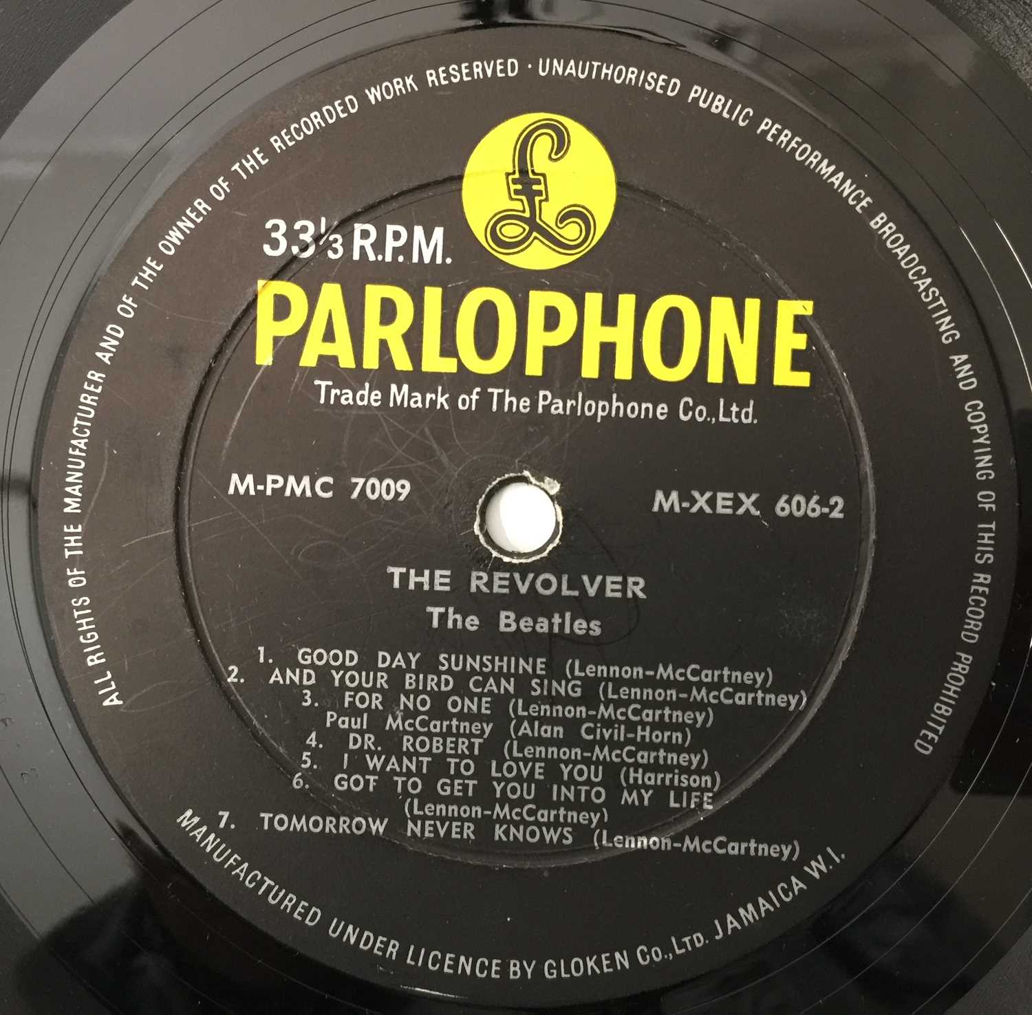 Lot 109 - THE BEATLES - REVOLVER LP (ORIGINAL JAMAICAN