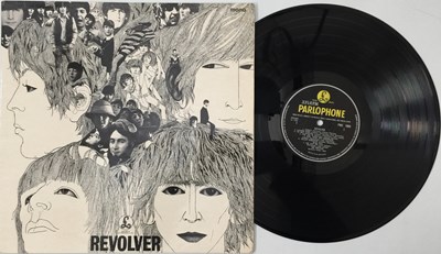 Lot 115 - THE BEATLES - REVOLVER LP (ORIGINAL UK WITHDRAWN MIX COPY - PMC 7009)