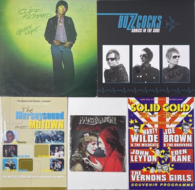 Lot 280 - SIGNED RECORDS INC BUZZCOCKS / MARILLION.