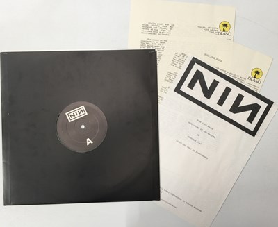Lot 232 - NINE INCH NAILS - HEAD LIKE A HOLE 12" (ORIGINAL UK PROMO WITH PRESS RELEASE/PACK - 12 IS 484DJ)