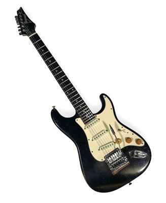 Lot 293A - ERIC CLAPTON INTEREST - A GUITAR GIFTED BY ERIC CLAPTON TO ALAN ROSS OF ROSS.