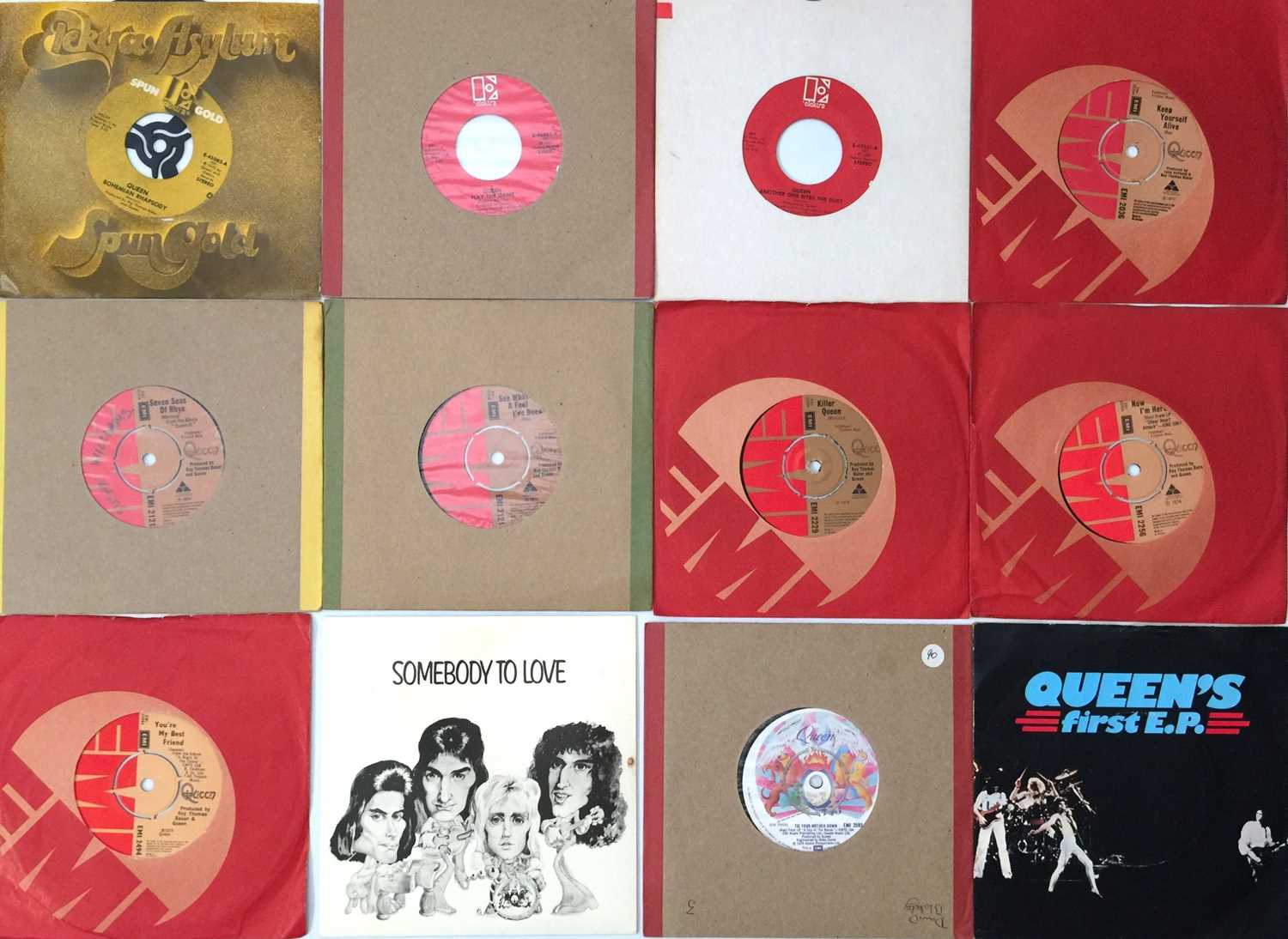 Lot 248 - QUEEN - 7" COLLECTION