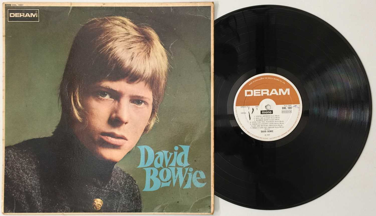 Lot 300 - DAVID BOWIE - DAVID BOWIE LP (ORIGINAL UK MONO COPY - DERAM DML 1007)