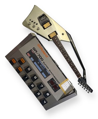 Lot 33 - 1984 ROLAND G-707 GUITAR SYNTHESIZER CONTROLLER & GR-700 GUITAR SYNTHESIZER PEDLBOARD.