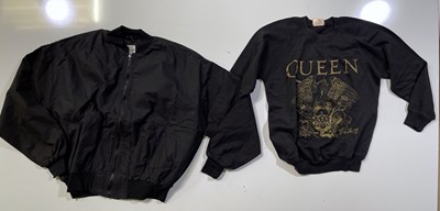 Lot 406 - QUEEN - SWEATSHIRT / FAN CLUB JACKET.