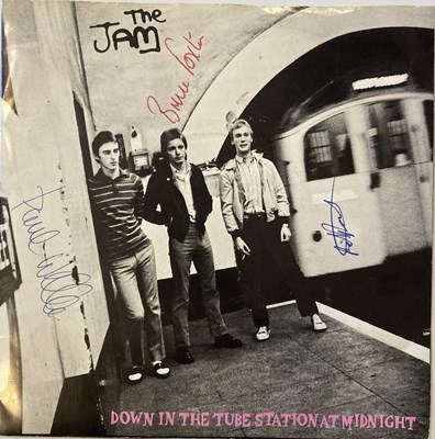 Lot 320 - THE JAM SIGNED SINGLE