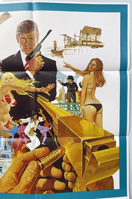Lot 201 - JAMES BOND - THE MAN WITH THE GOLDEN GUN (1974) - ORIGINAL GERMAN POSTER.