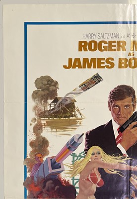 Lot 203 - JAMES BOND - THE MAN WITH THE GOLDEN GUN (1974) US ONE SHEET POSTER.