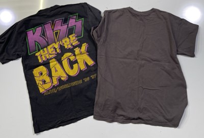 Lot 430 - KISS - C 1990S T-SHIRTS / CLOTHING.