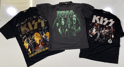Lot 430 - KISS - C 1990S T-SHIRTS / CLOTHING.