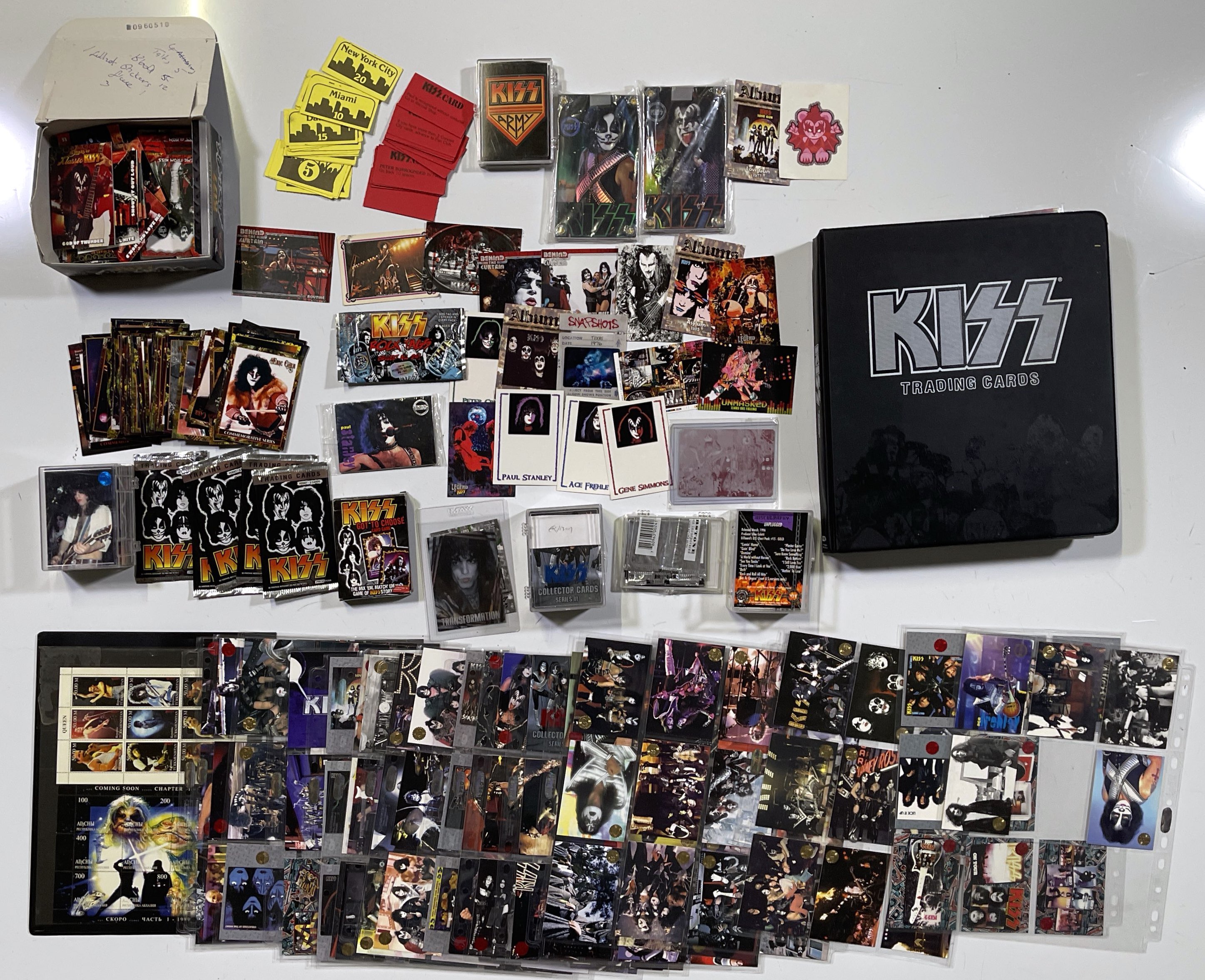 Lot 434 KISS COLLECTOR'S CARDS