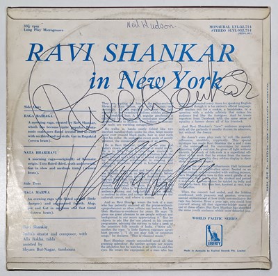 Lot 301 - RAVI SHANKAR / ALLA RAKHA SIGNED LP / PROGRAMME.