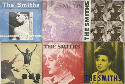 Lot 811 - THE SMITHS / MORRISSEY - LP / 12" COLLECTION