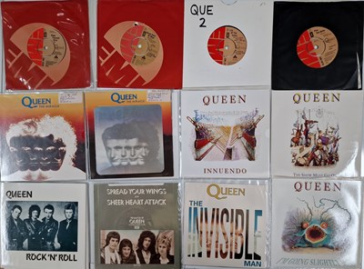 Lot 862 - QUEEN - UK 7" COLLECTION