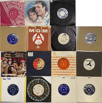 Lot 319 - 1960S STARS - SIGNED 7" SINGLES.