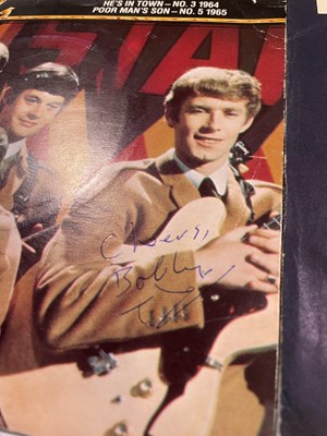 Lot 319 - 1960S STARS - SIGNED 7" SINGLES.