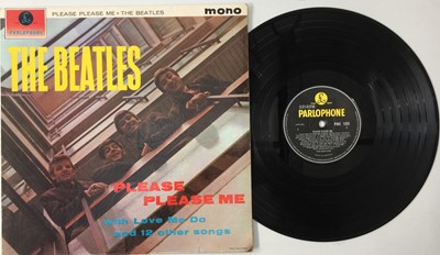 Lot 967 - THE BEATLES - PLEASE PLEASE ME (PMC 1202 - 4TH PRESSING MONO LP WITH 1ST PRESSING SLEEVE)