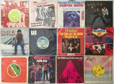Lot 979 - CLASSIC ROCK / POP / BLUES / PSYCH - 7" COLLECTION