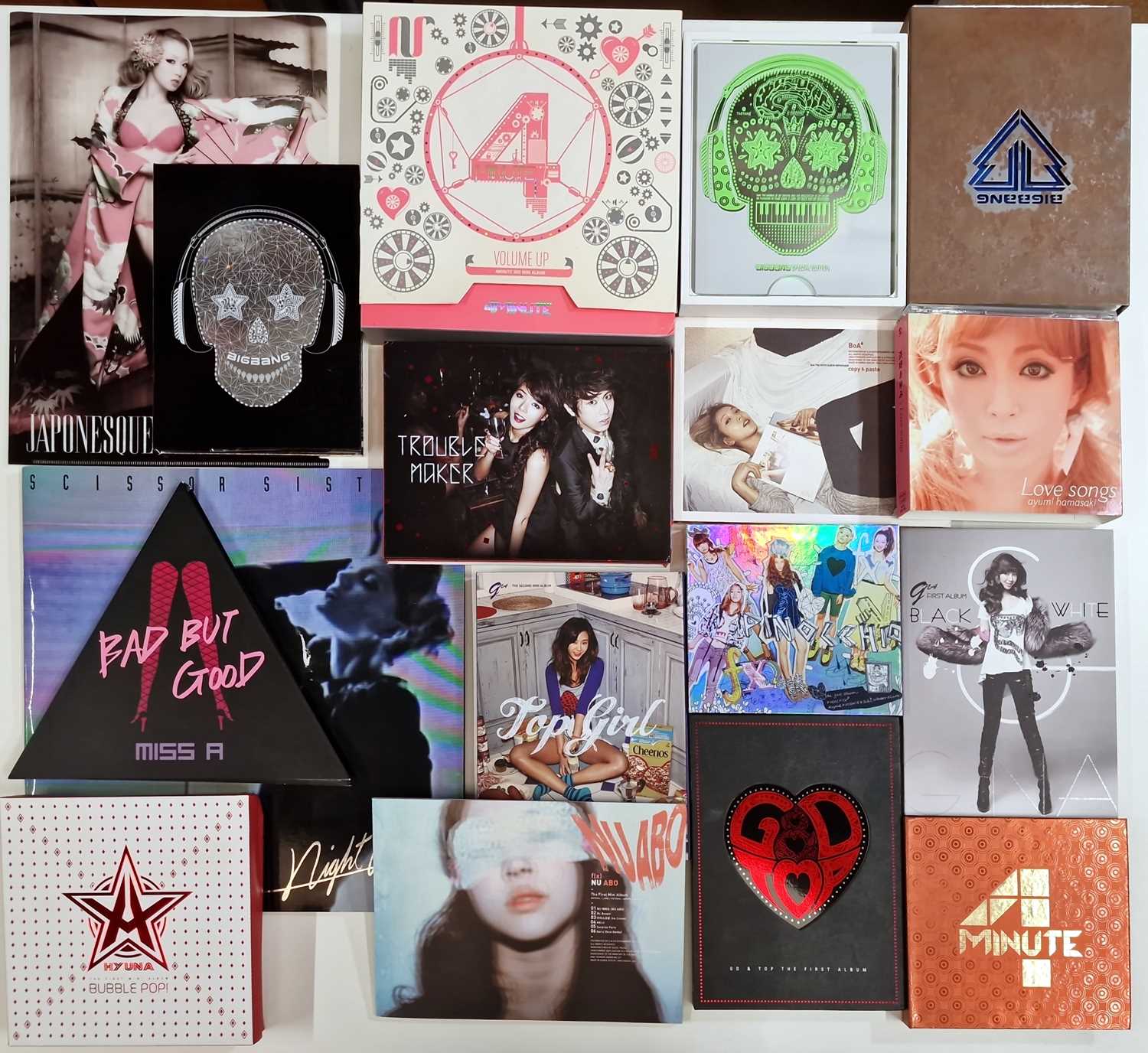 Lot 1056 - K-POP - CD / CD BOX SET COLLECTION